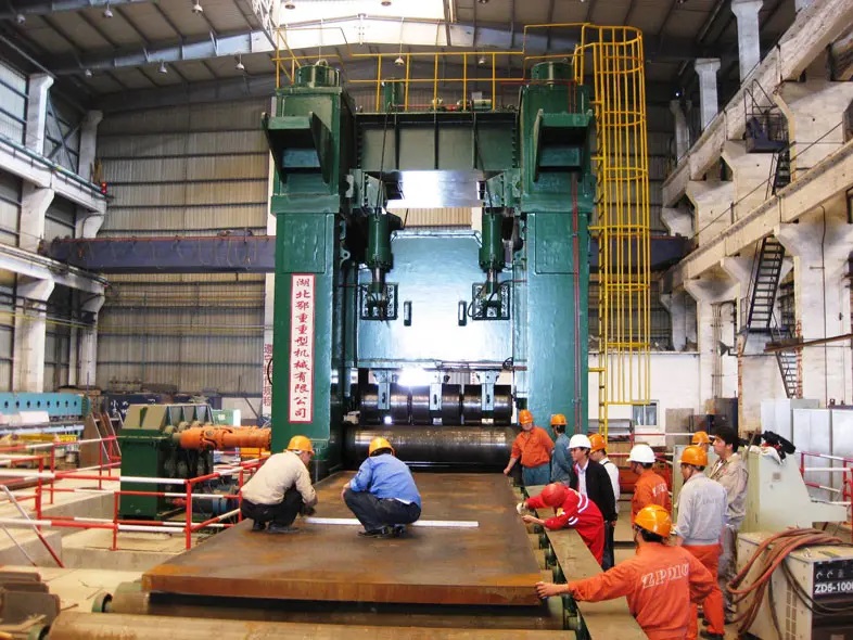 矫平机对钣金表面的影响